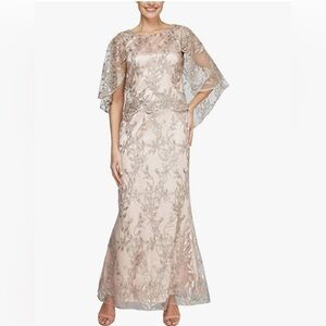 Chic Floral Lace Maxi Dress